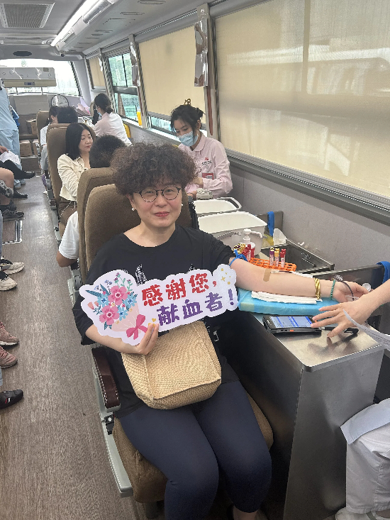 30853082c8feb35f9b8a2d3e9279282-4bb8be13-6e4c-4975-b48b-db40c73eebe7